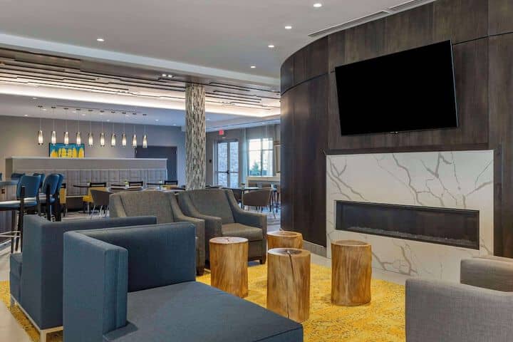 Hotel Interior 5 of 61